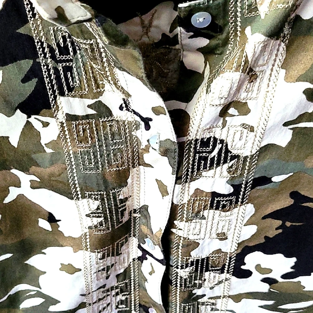 Chico's Camouflage Floral Shirt with Embroidery 3=16/XL - Picture 4 of 8